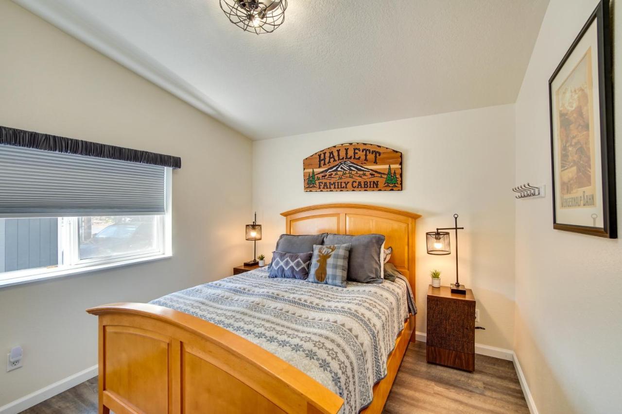 Riverfront Home With Deck, Near Mount Rainier! Packwood Extérieur photo